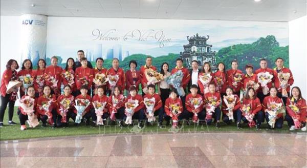 Đội tuyển nữ Việt Nam về nước sau hành trình tại VCK World Cup nữ 2023