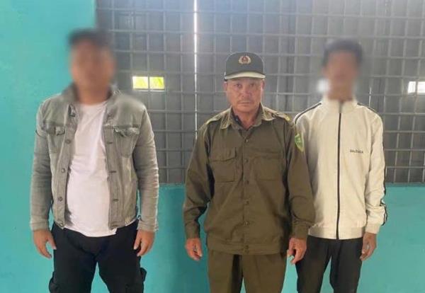 Vận động con nghiện đi cai