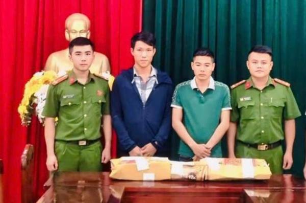 Khởi tố trai làng tàng trữ vũ khí