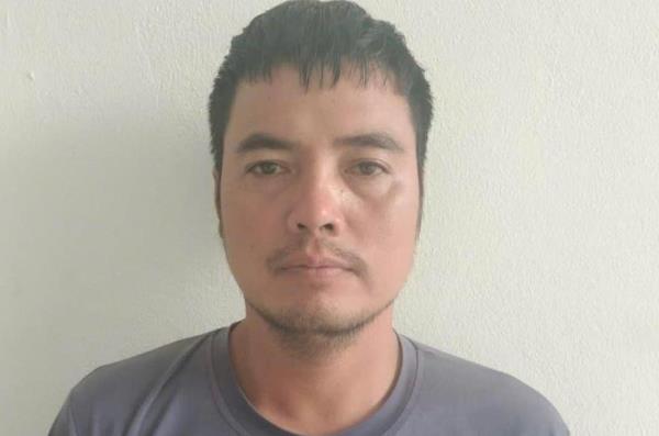 Chặn đường người phụ nữ để xin đi nhờ xe, rồi cướp tài sản