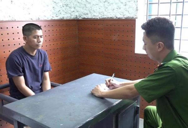 Lừa bán đồ cũ chiếm đoạt tiền tỷ