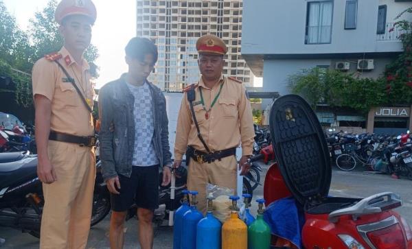 Chở khí cười đi đâu?