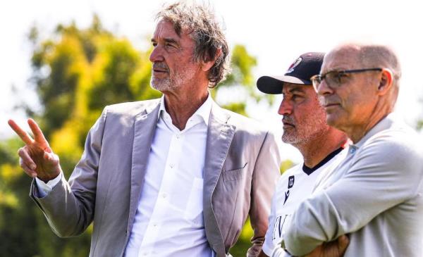 MU chính thức có chủ mới