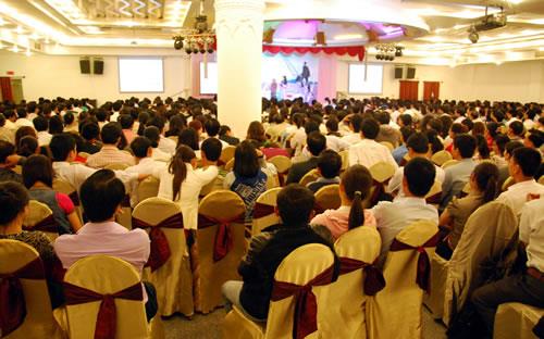 Nuôi mộng triệu phú cùng Vision