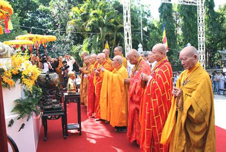 Kỷ niệm 50 năm Bồ tát Quảng Đức vì Pháp thiêu thân