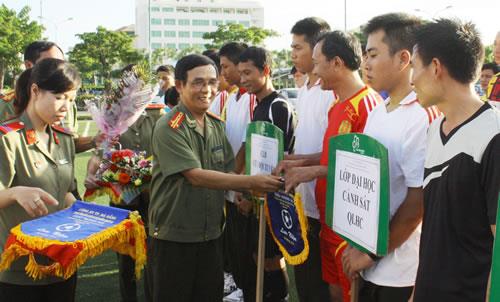 Giải bóng đá chào mừng kỷ niệm Ngày Nhà giáo Việt Nam