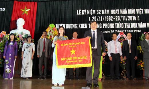 Tôn vinh ngành Giáo dục và Nhà giáo