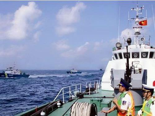 Cảnh sát biển đã tiếp cận vào phía tây giàn khoan Trung Quốc