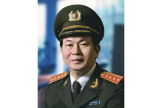 Tiếp tục giữ vững định hướng xã hội chủ nghĩa, tăng cường sự lãnh đạo của Đảng trong sự nghiệp đổi mới đất nước