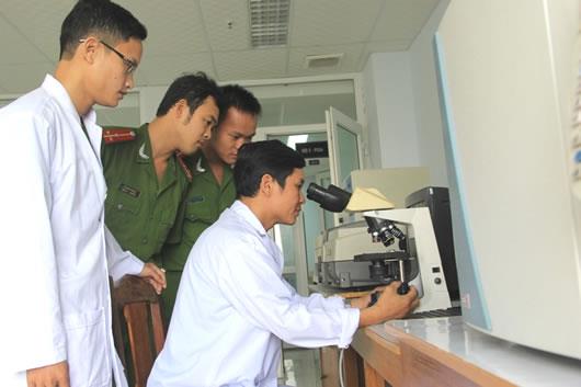 Giải mã tử thi