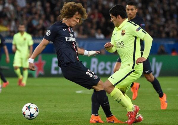 Tội nghiệp David Luiz