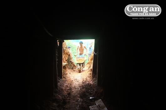 Đắng cay phận phu vàng (2)