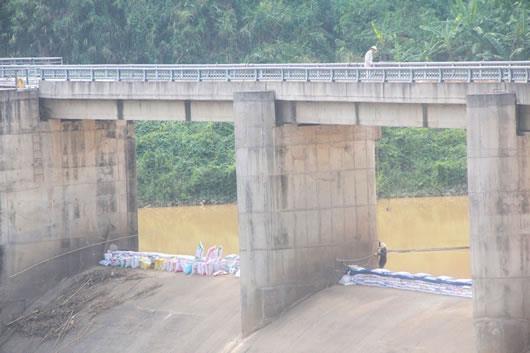 Thủy điện Za Hung tự ý nâng cao trình bờ đập