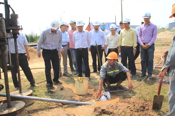 Tổng Giám đốc EVNCPC thị sát việc thi công tuyến cáp ngầm 110kV phục vụ APEC 2017