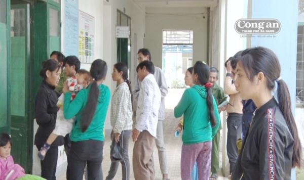 Bị chó cắn, đến thầy cúng trước khi đến cơ sở y tế