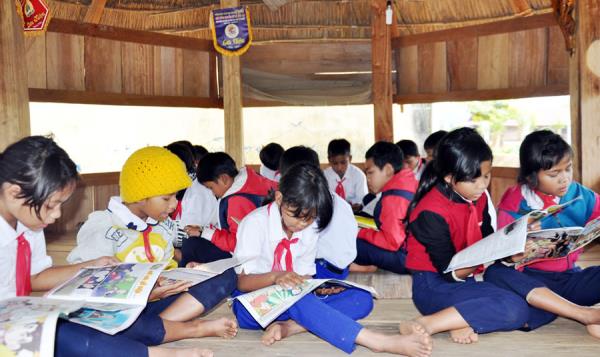 Nét độc đáo ở những ngôi trường miền Tây xứ Quảng