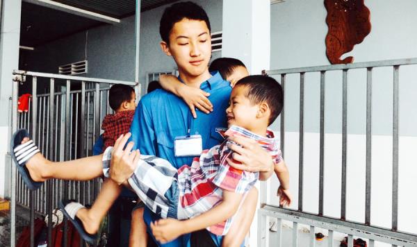 Bức thư gây rúng động giúp nam sinh Tây Nguyên giành học bổng  3,2 tỷ đồng của VinUni