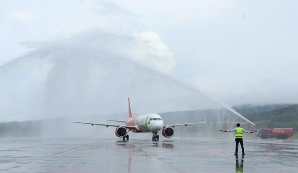 Đoàn du khách quốc tế hộ chiếu vaccine đầu tiên của Việt Nam đã đến Phú Quốc United Center