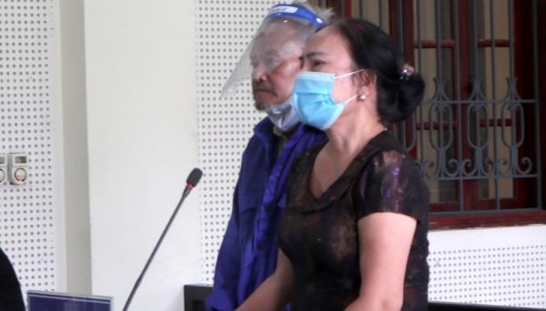 Cặp bài trùng U60  lãnh án vì lừa chạy việc