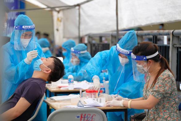 Kit xét nghiệm nhanh Việt Á nhập từ Trung Quốc chỉ khoảng 21.000 đồng