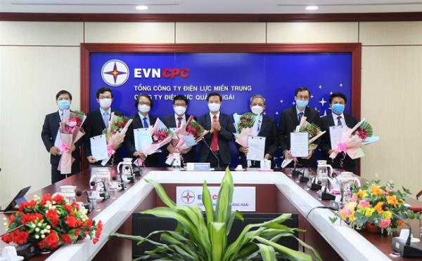 Điều động, bổ nhiệm và bổ nhiệm lại 07 cán bộ từ ngày 01/01/2022